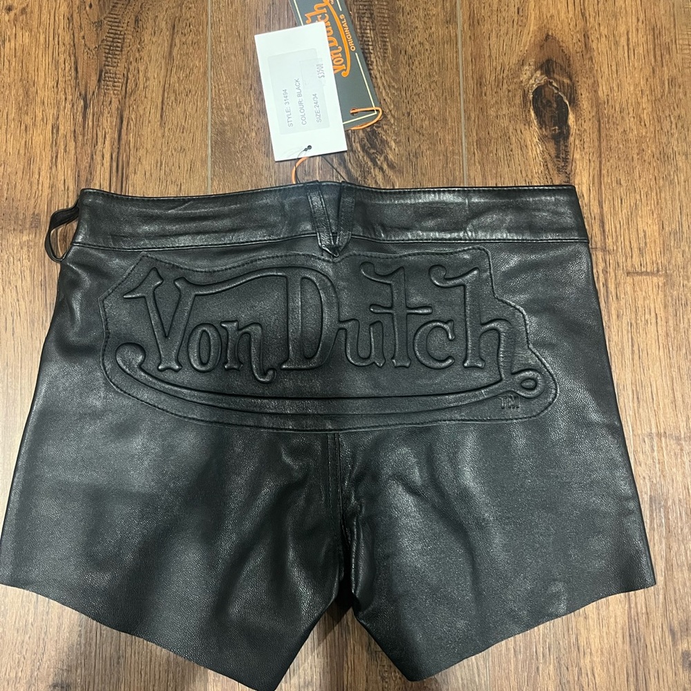 Von Dutch leather shorts